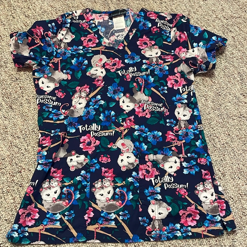 Cherokee Scrub Top